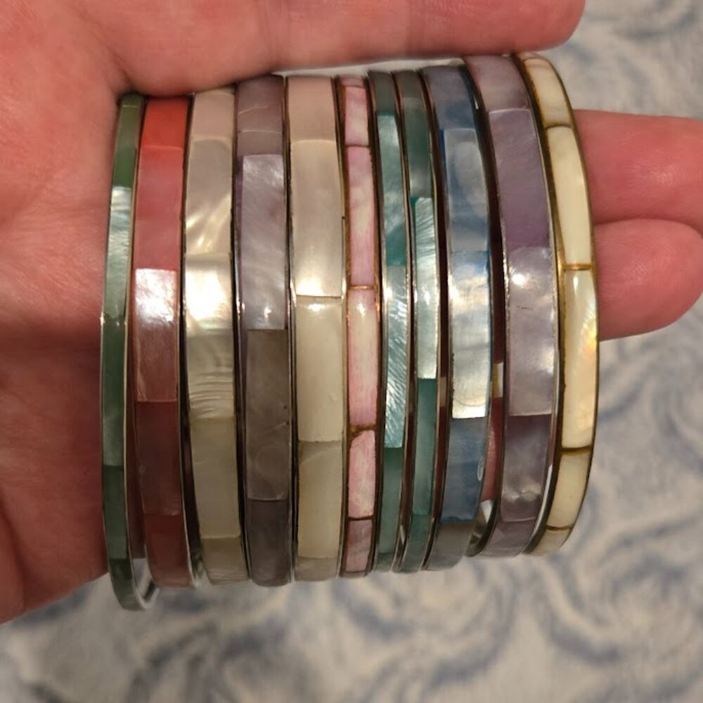 VINTAGE ~ 11 MOTHER OF PEARL BANGLES~ GREAT CONDITION!!